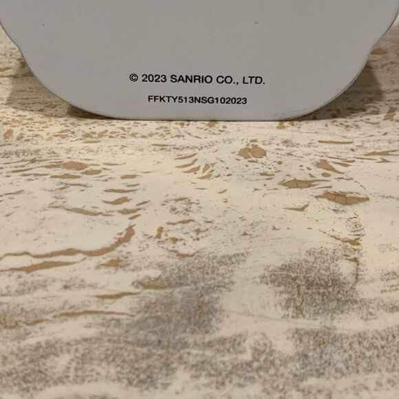 Hello kitty figure wooden decoration - Picture 7 of 9